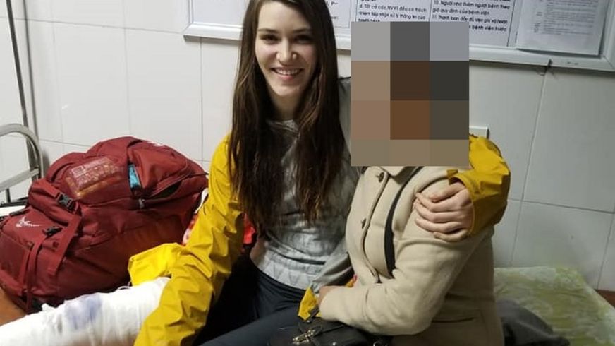 Heather Middleton và người phụ nữ Việt tốt bụng giúp đỡ cô
