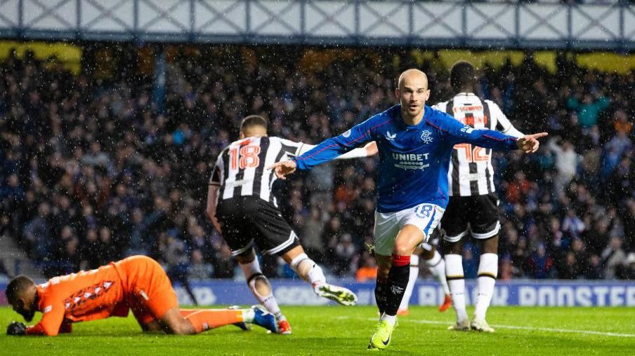 Vaclav Cerny celebrates for Rangers