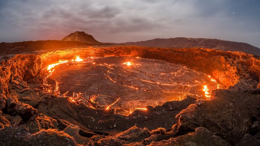 Lava Lake Discovered On Sub Antarctic Island Cbbc Newsround