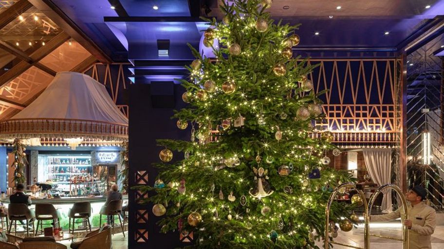 Christmas The World S Most Expensive Festive Tree And Other
