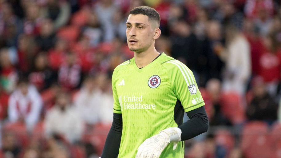 Chelsea completes signing of Serbia goalkeeper Petrovic from New England  Revolution