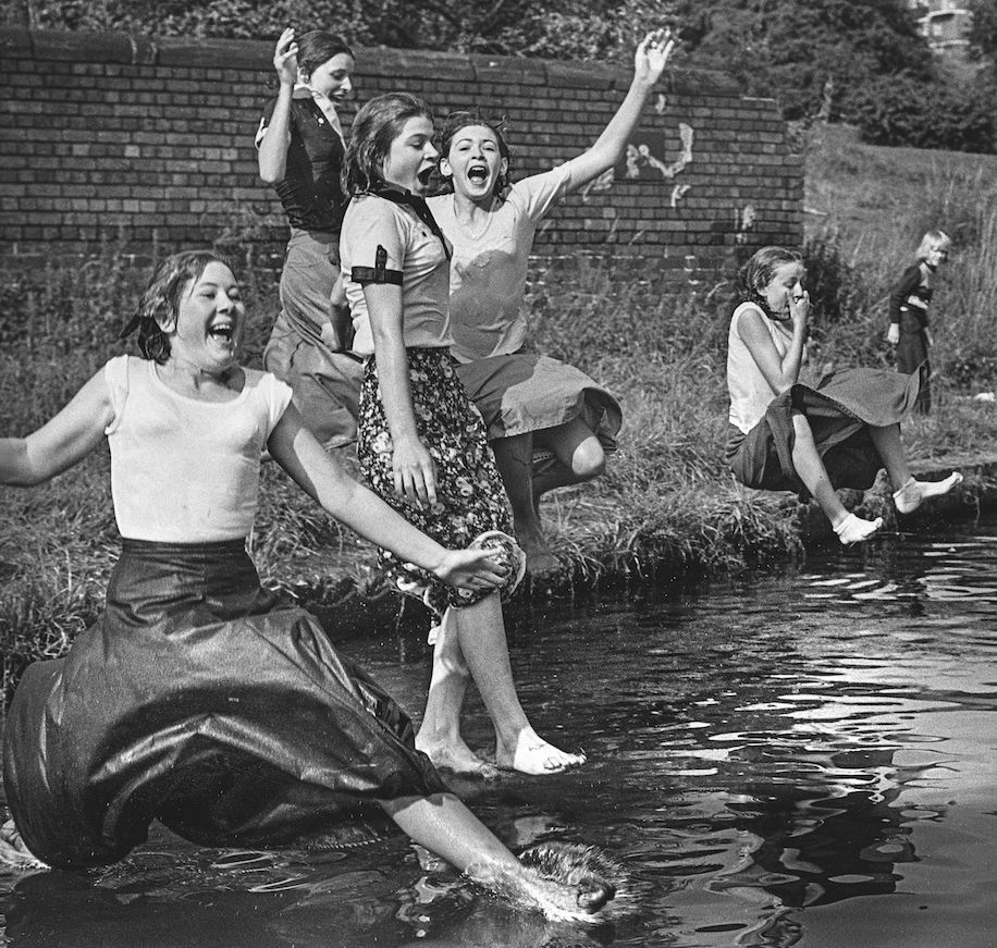Girls in the canal