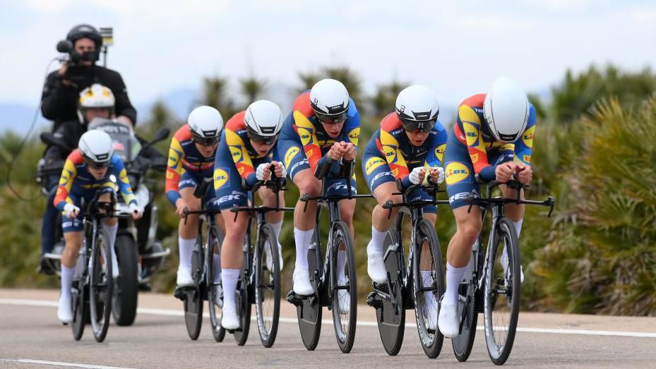 The Lidl-Trek team in action at the Vuelta Femenina