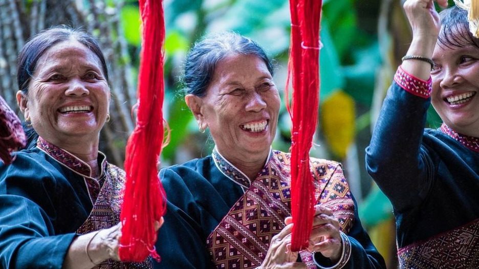 Mulheres sorrindo