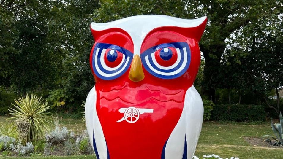 Highbury Hooter owl in a park