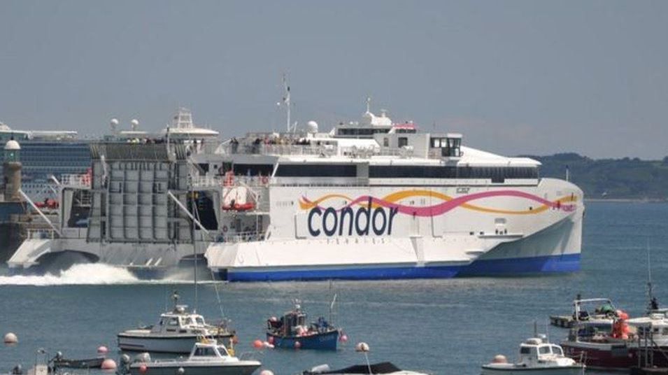 Het formulier bruid rietje Condor warns of Christmas ferry disruption for Channel Islands - BBC News