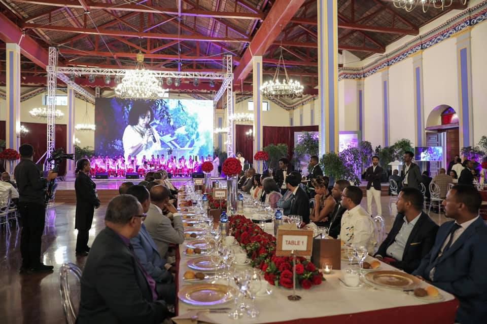 Ahmed Abiy Hosts Glitzy Fundraising Dinner For The Elite c News