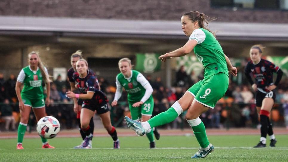 Eilidh Adams converts Hibs' first penalty