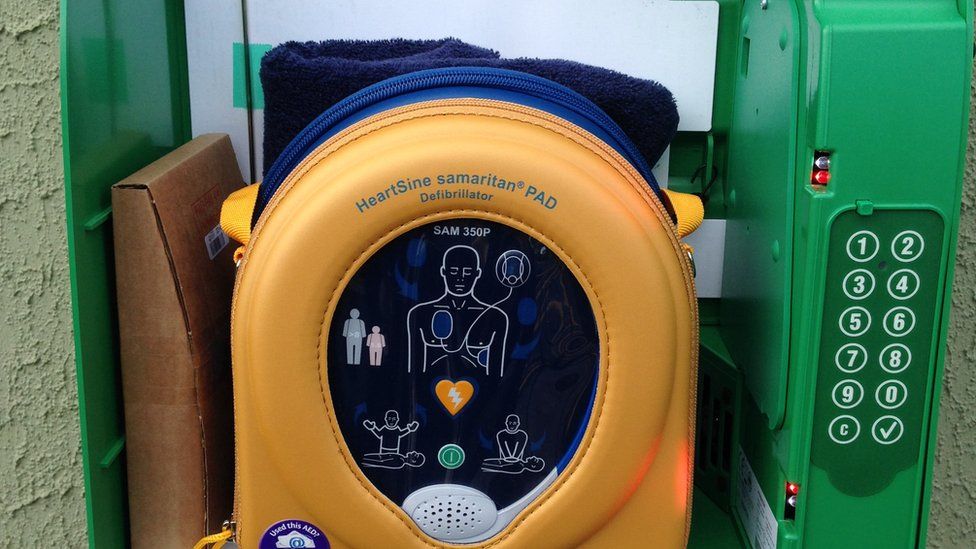 Defibrillators installed in Belfast parks BBC News