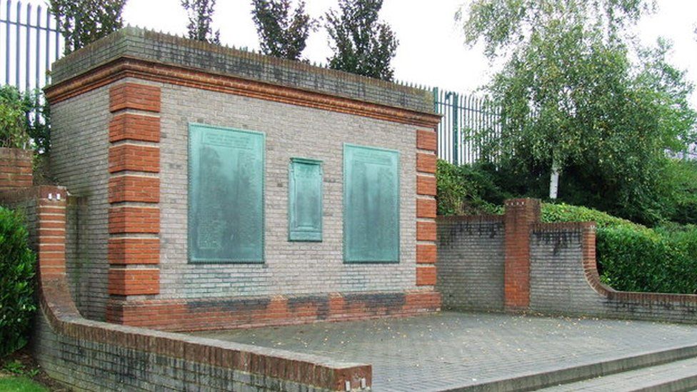 The site of the old Vauxhall war memorial in Luton, before it was rebuilt