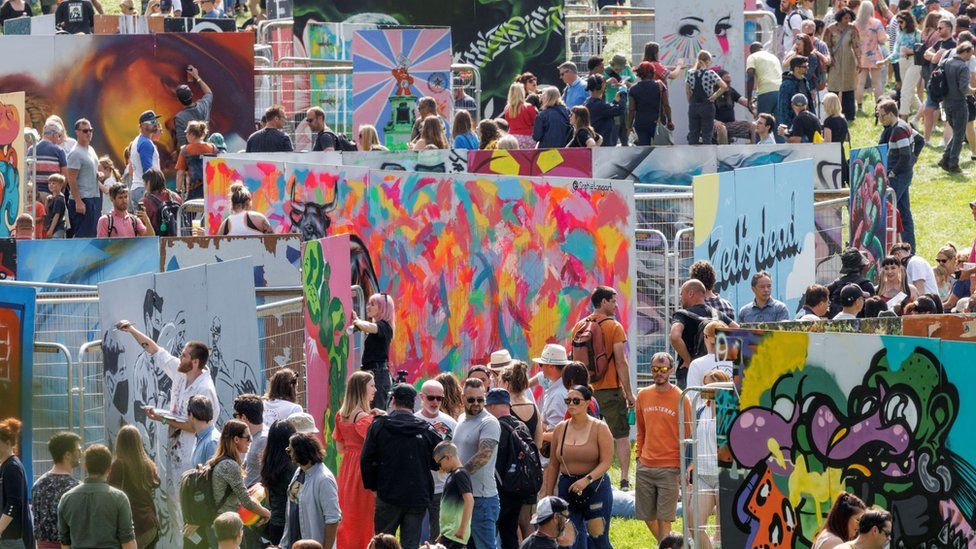 Crowds at Upfest