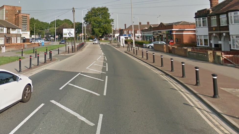 Hull Calvert Lane to close for 'vital' repair work BBC News