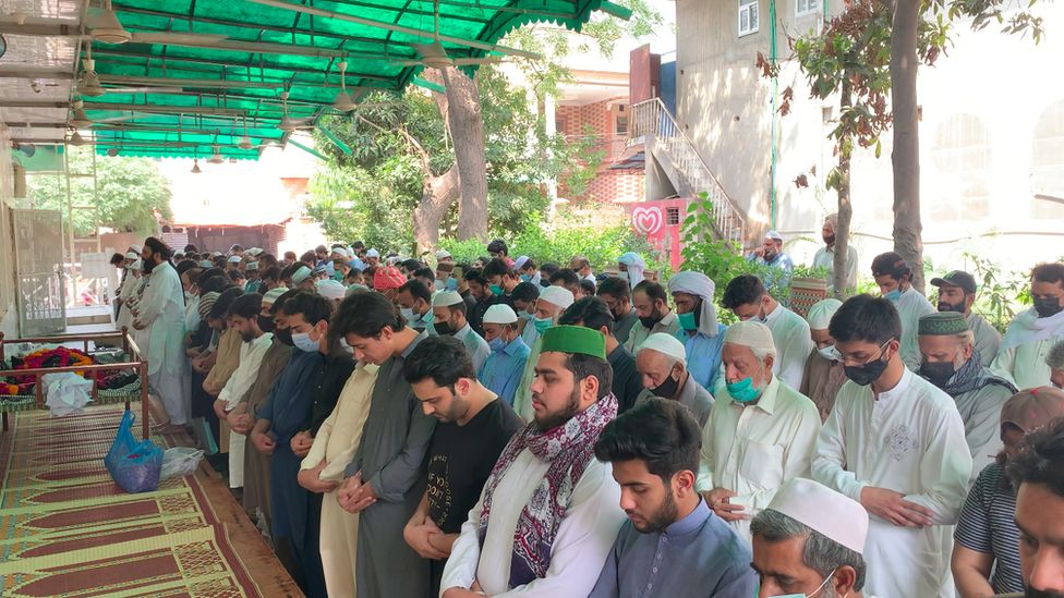 Mourners at Mayra Zulifqar's funeral