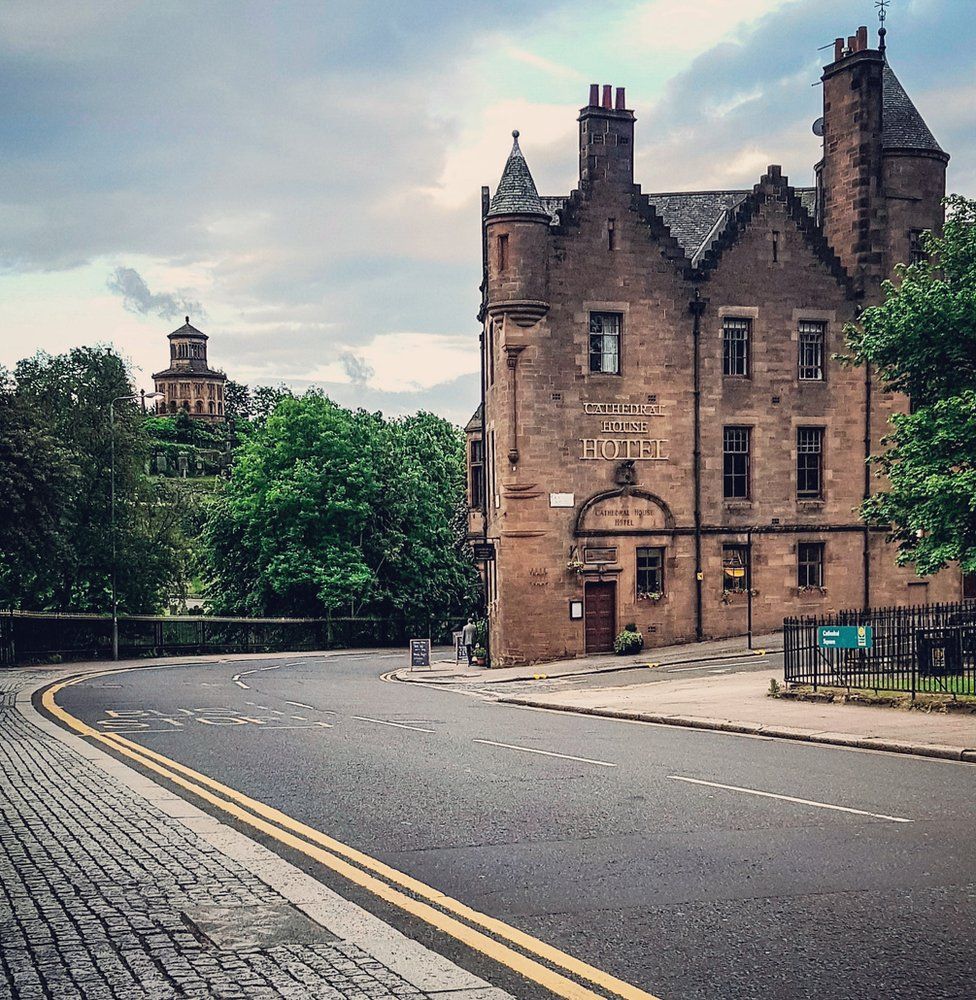 Cathedral house and the Necropolis, Glasgow