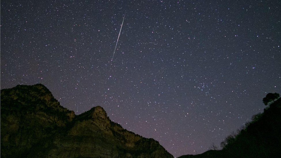 Geminids Meteor Shower To Streak Across Night Sky - BBC News