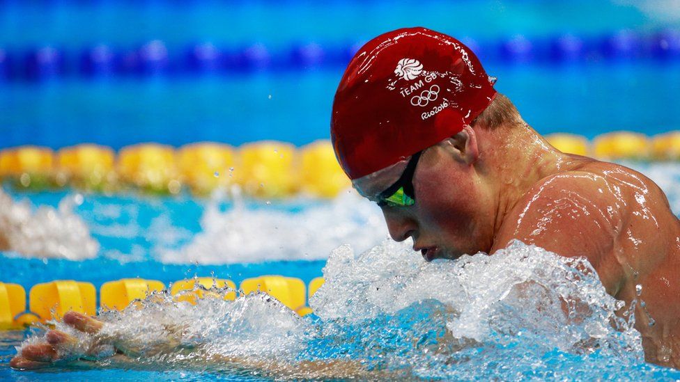 Adam Peaty swimming for Team GB at the Rio Olympics