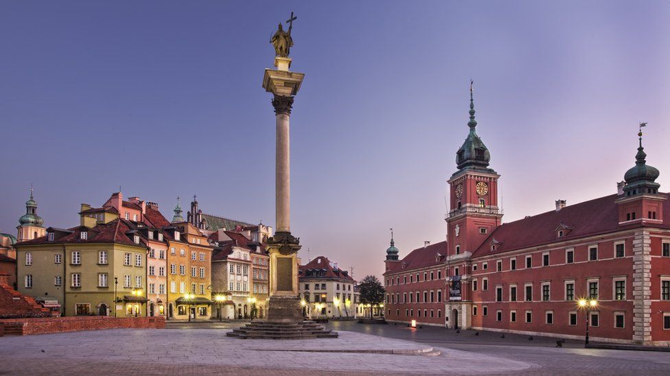 Warsaw's Castle Square