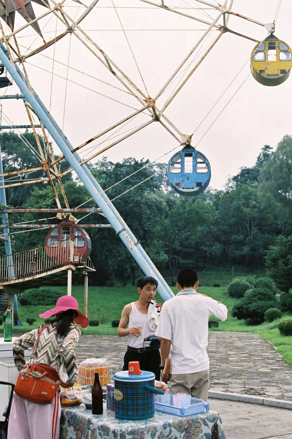 North Korea: Pyongyang, refreshment stand in front of the Ferris Wheel, in the amusement park in Pyongyang, 2009