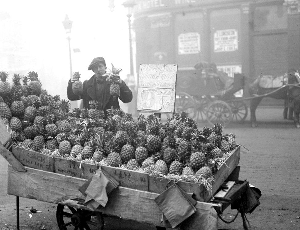 pineapple seller