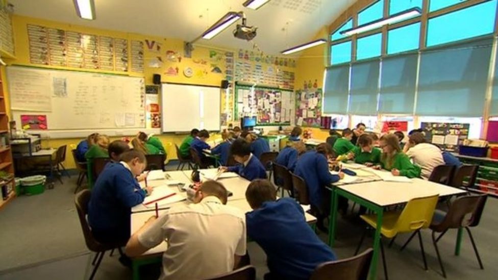 Medway 'worst performing' for primary school leavers - BBC News