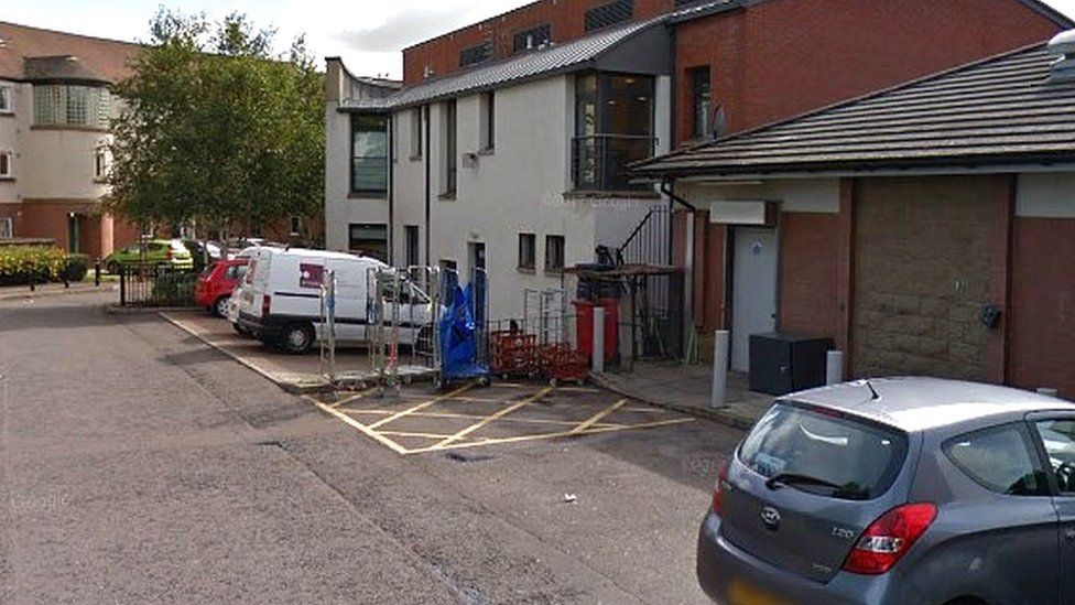 Police investigate stabbing behind Edinburgh Scotmid store BBC News