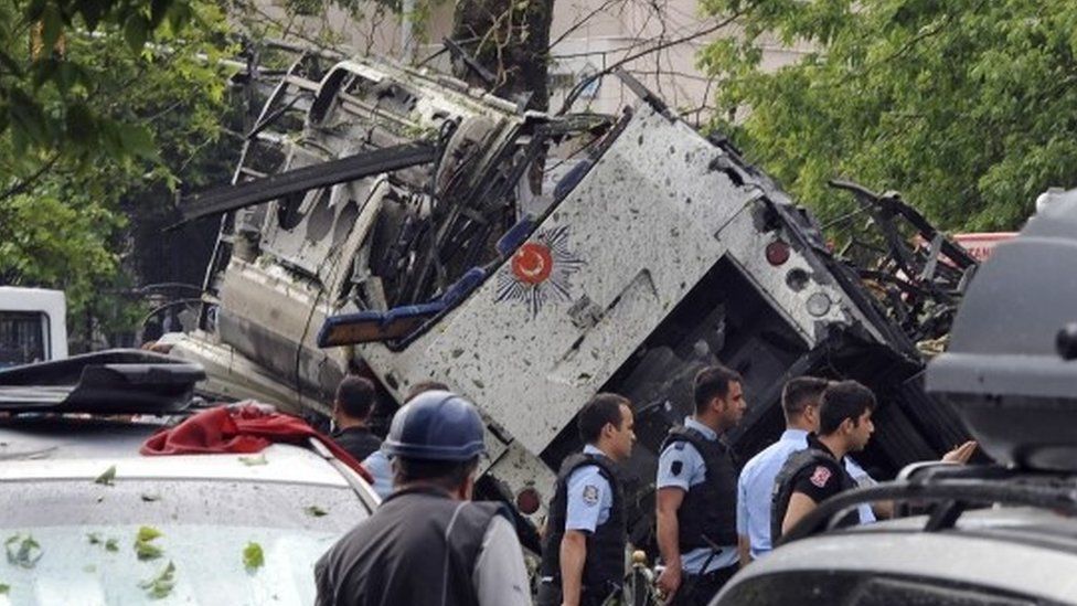 Aftermath of Tuesday's Istanbul bomb (07 June 2016)