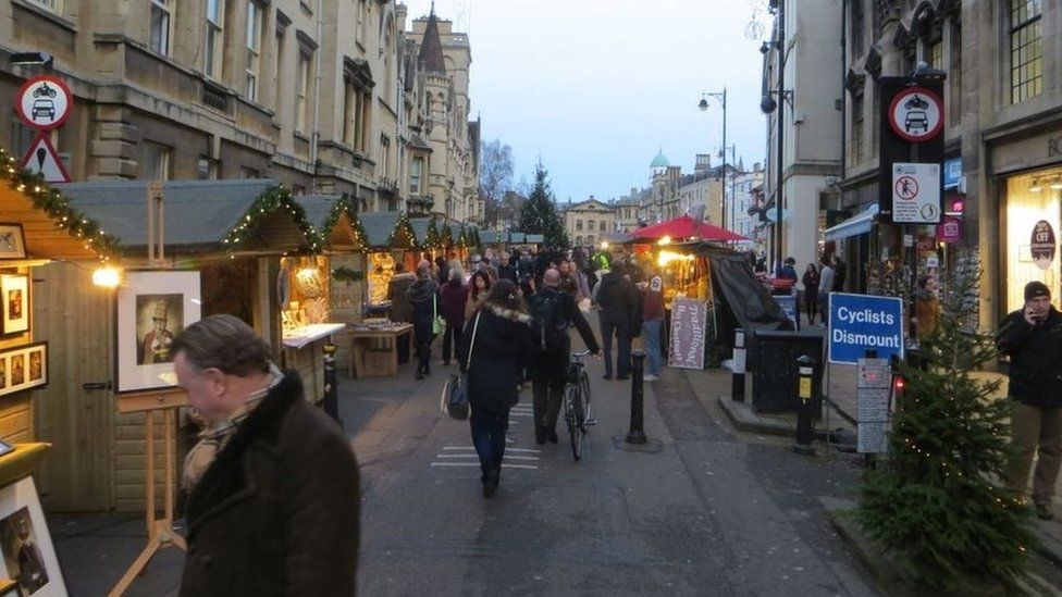 Oxford Christmas market to go ahead after cancellation BBC News