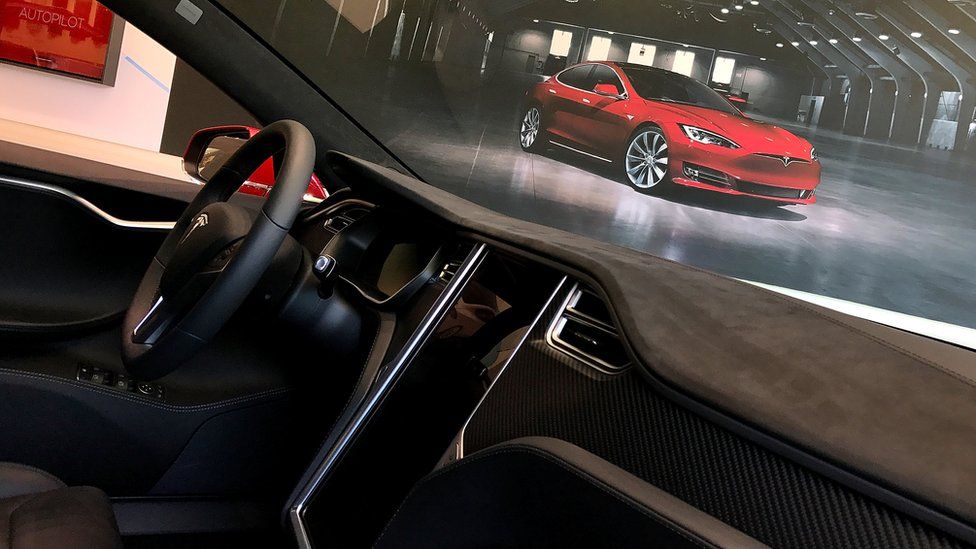 Tesla Autopilot in Model S car