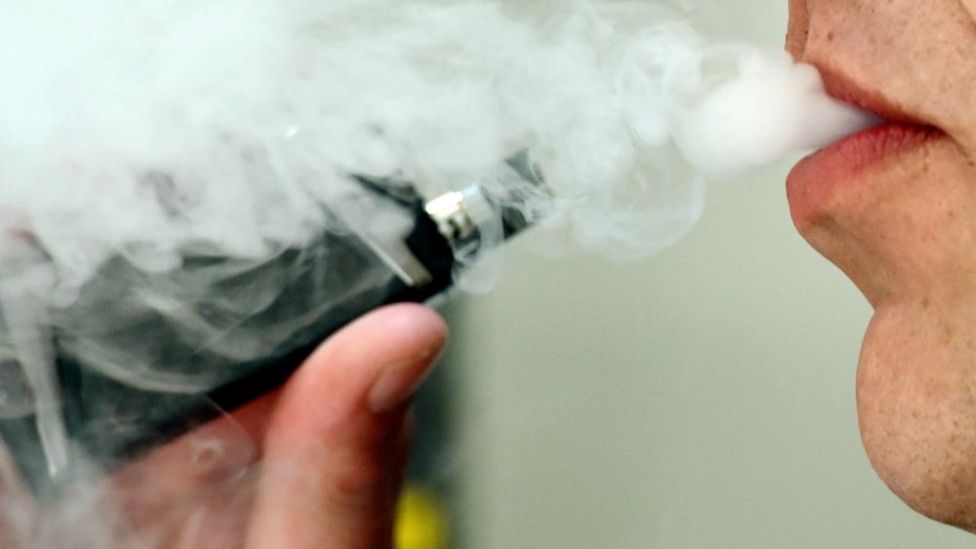 Illegal vapes and cigarettes worth £21,000 seized in Luton BBC News