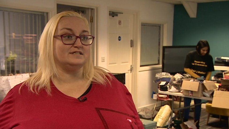 Big sleep out in Leamington Spa to raise funds for homeless BBC News