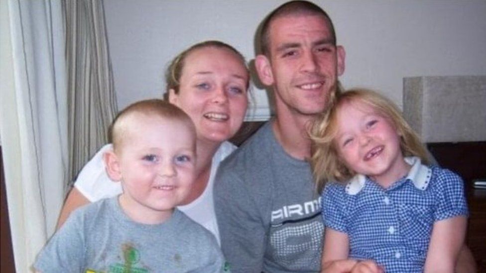 Dean Allsop and Louise Newell and two of their children