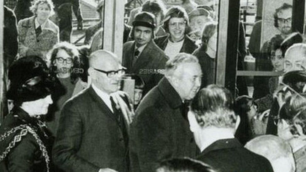Harold Wilson officially opening the library in 1974
