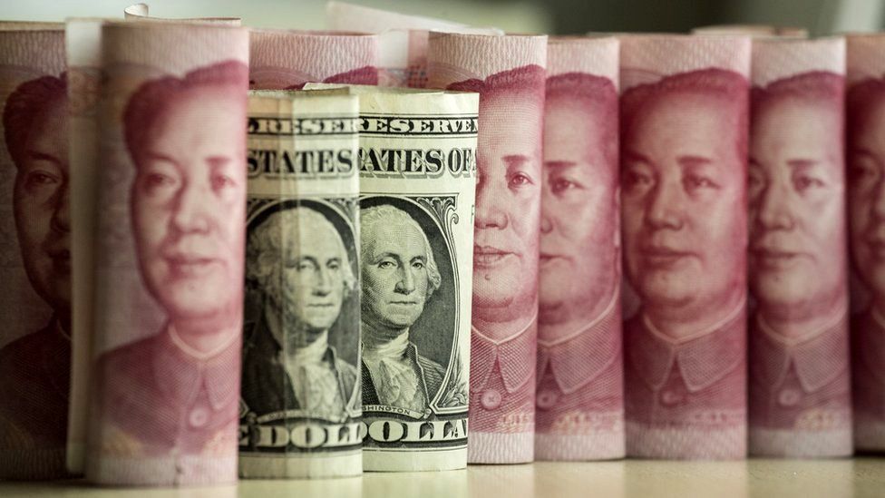 Yuan and dollar notes