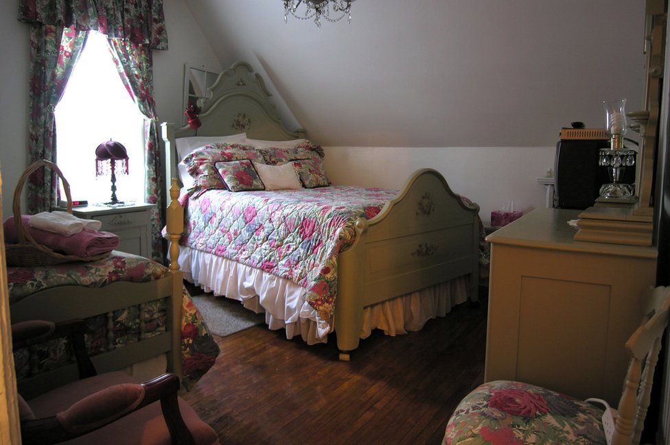 The guest bedroom where Fred and Millie Weeks stayed at the Chamber's Guest House Bed and Breakfast in North Sydney, Nova Scotia
