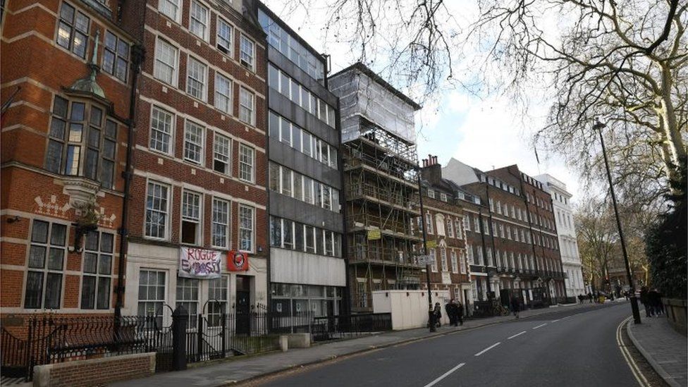 9 Buckingham Gate.
