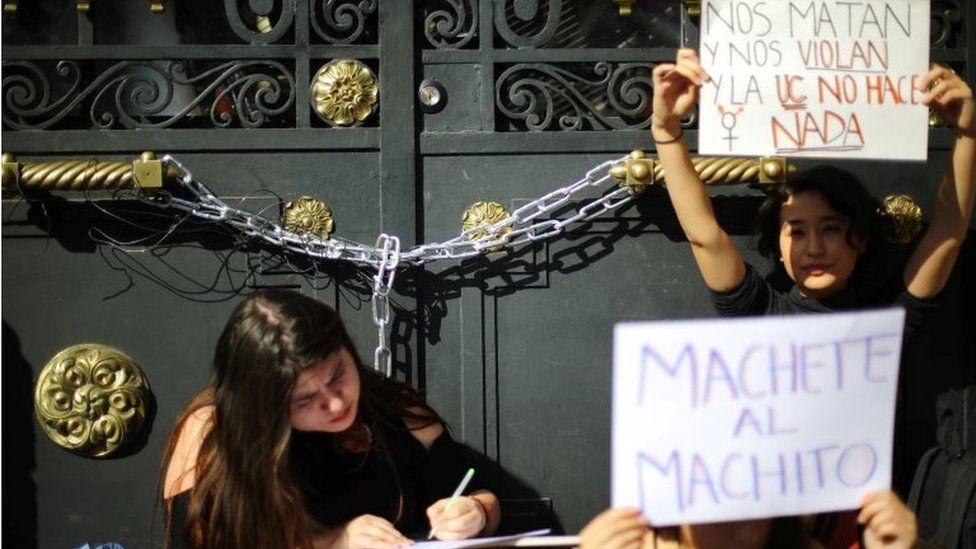 Students of the conservative Universidad Catolica take part in an occupation of the university demanding an end to sexism and gender violence in Santiago, Chile May 25, 2018.