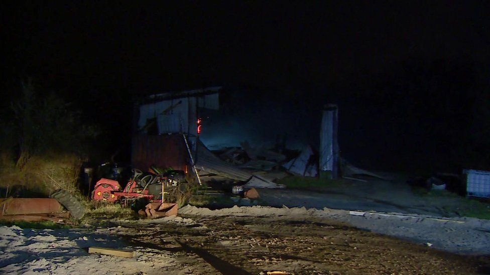 Investigation launched into Plympton barn fire BBC News