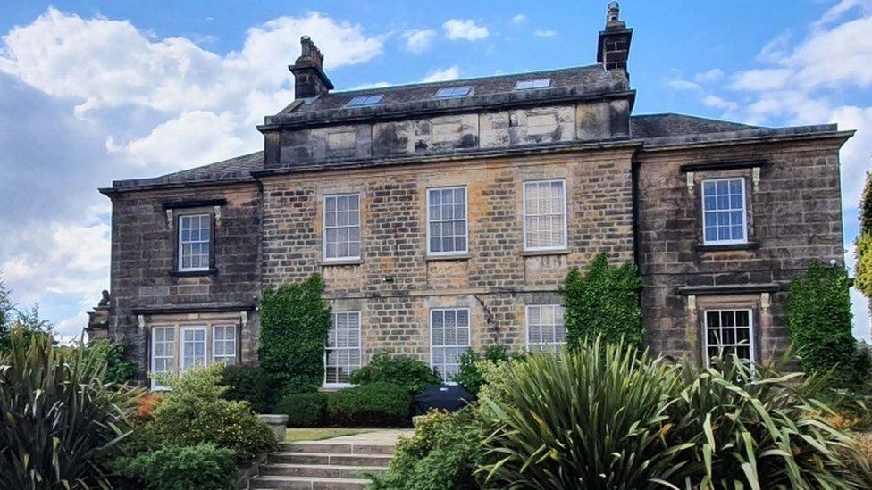 Bilton Court: Harrogate office set to switch back to a house - BBC