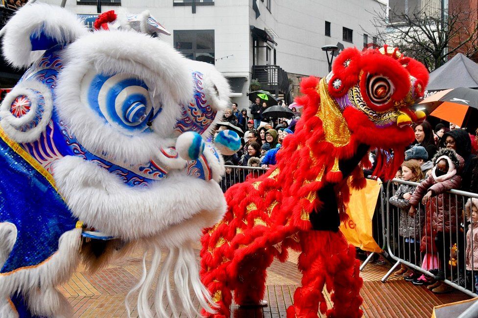 Chinese New Year: England welcomes the Year of the Rat - BBC News