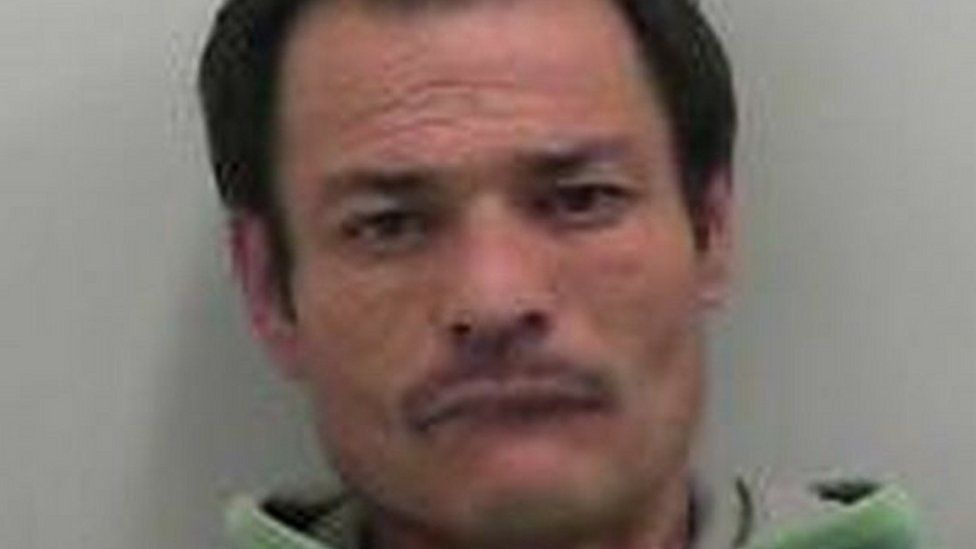 Somerset driver who hit five cars in police chase jailed - BBC News