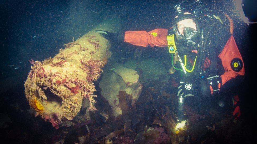 Divers from all over Europe come to the wreck