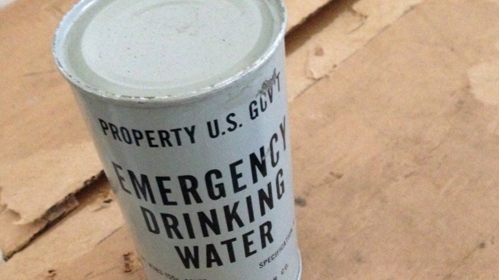 Can of water for a bunker