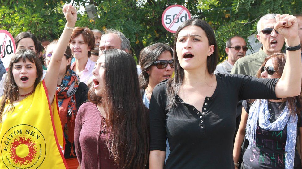 Students' protest outside Higher Education Board (YOK) in Ankara, 22 Sep 16