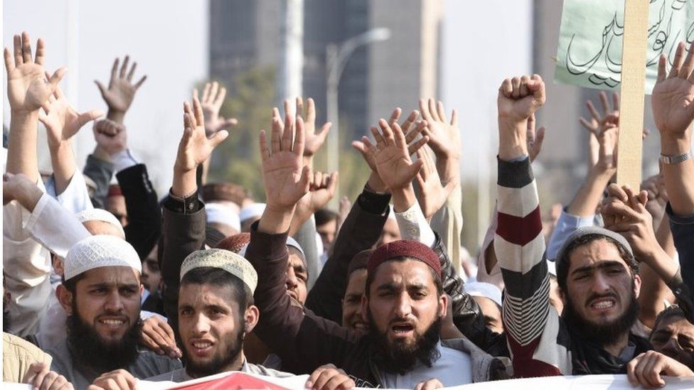 Students of Islamic seminaries shout slogans during a protest urging the authorities to block social media sites that are spreading blasphemous contents, in Islamabad, Pakistan, 08 March 2017.