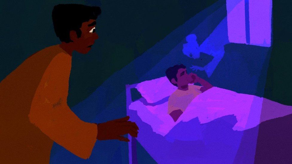 Иллюстрация кого-то кашляющего в постели, когда призрак склоняется над ними
