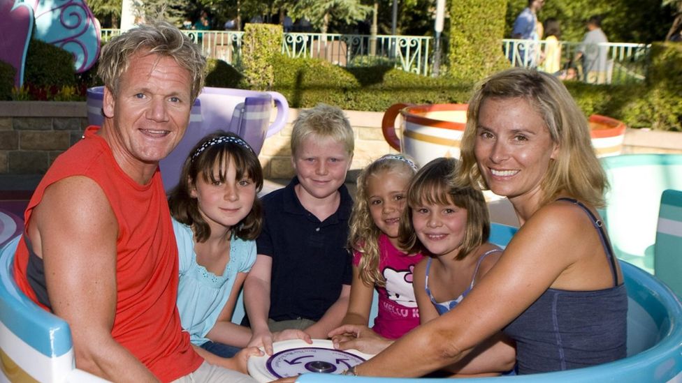 Gordon Ramsay welcomes sixth child at 57 - BBC News