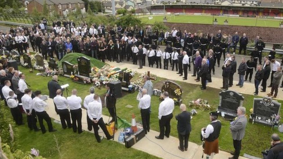 Peggy O'Hara funeral: Arrest and appeal over paramilitary displays ...