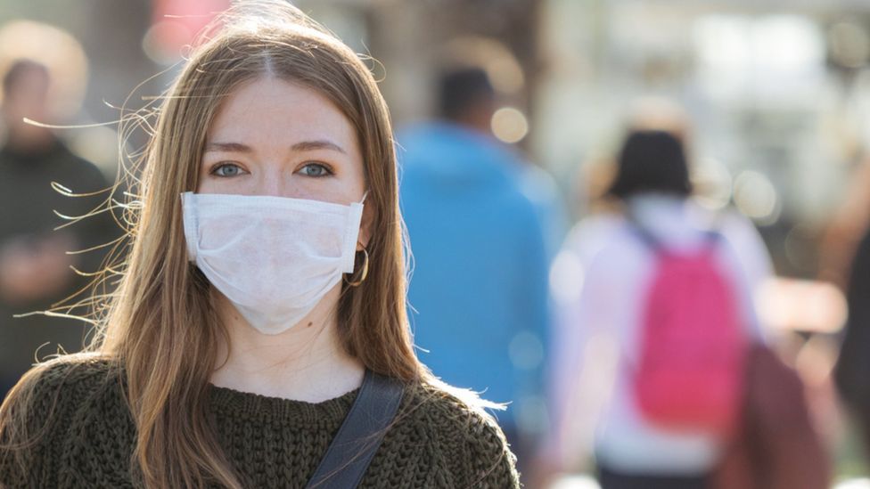 Covid Should you go to work with colds or flu? BBC News