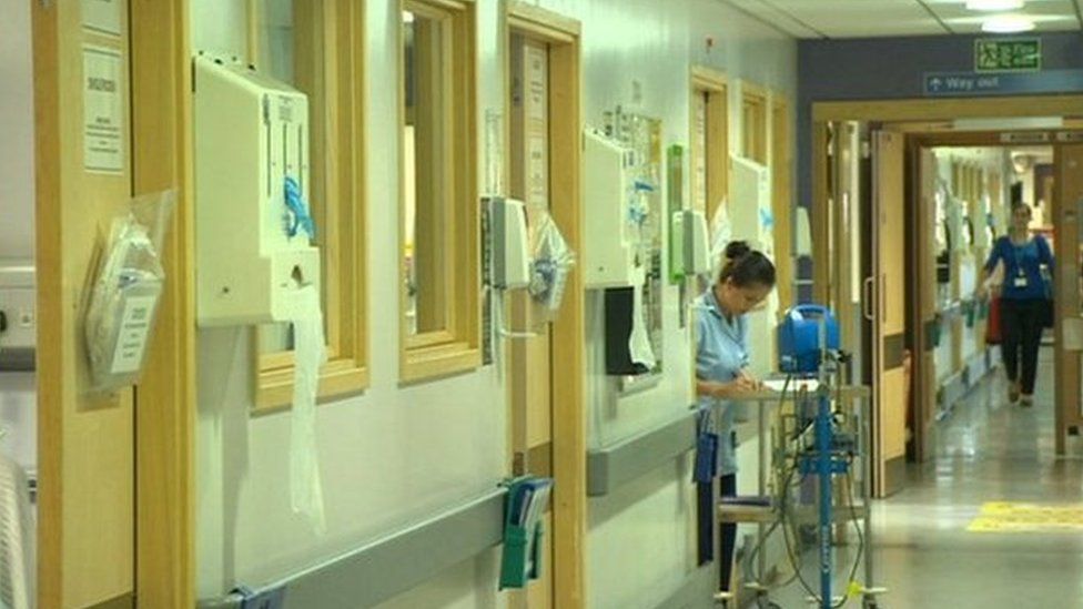Wythenshawe Hospital doctors launch legal bid over 'super hospital' BBC News
