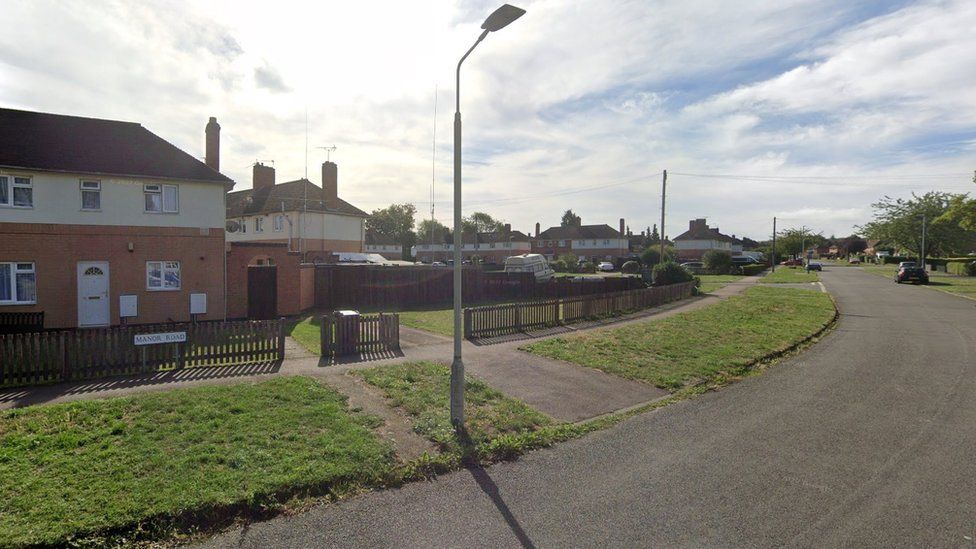 Woman in hospital after Loughborough house fire - BBC News